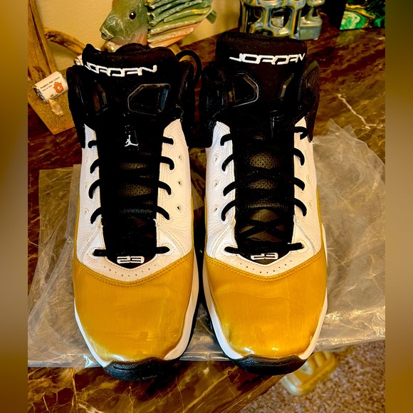 Jordan Other - EUC Men Jordan’s 23 Gold and White Tennis Shoes